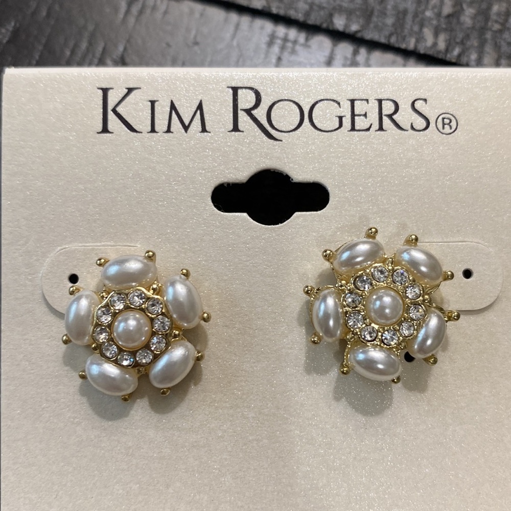 NWT! Kim Rogers Faux Pearl Gold Tone Earrings! - Picture 2 of 3